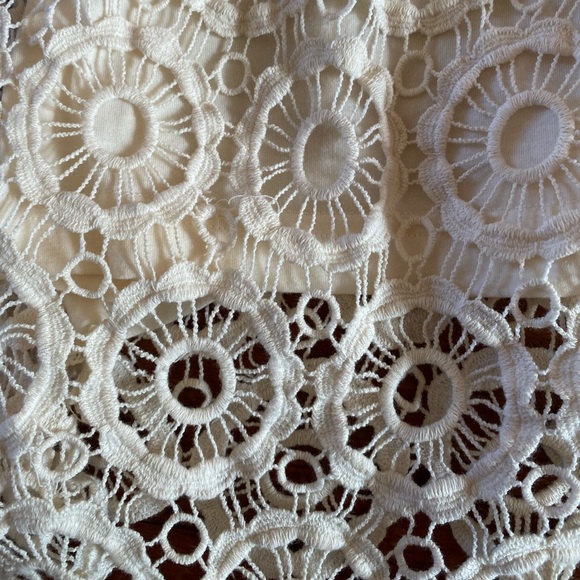 White dress - Picture 2 of 3